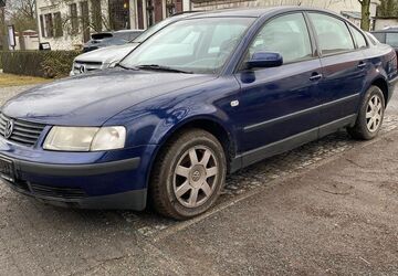 VW Passat 140.000 km 1.950 &euro; Berlin 12349