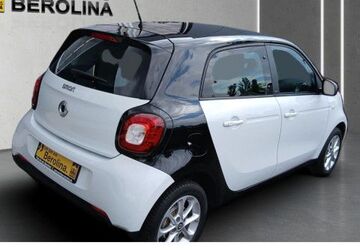Smart ForFour 39.848 km 10.888 &euro; Berlin 12105