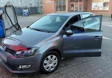 VW Polo 57.000 km 9.950 &euro; Berlin 12043