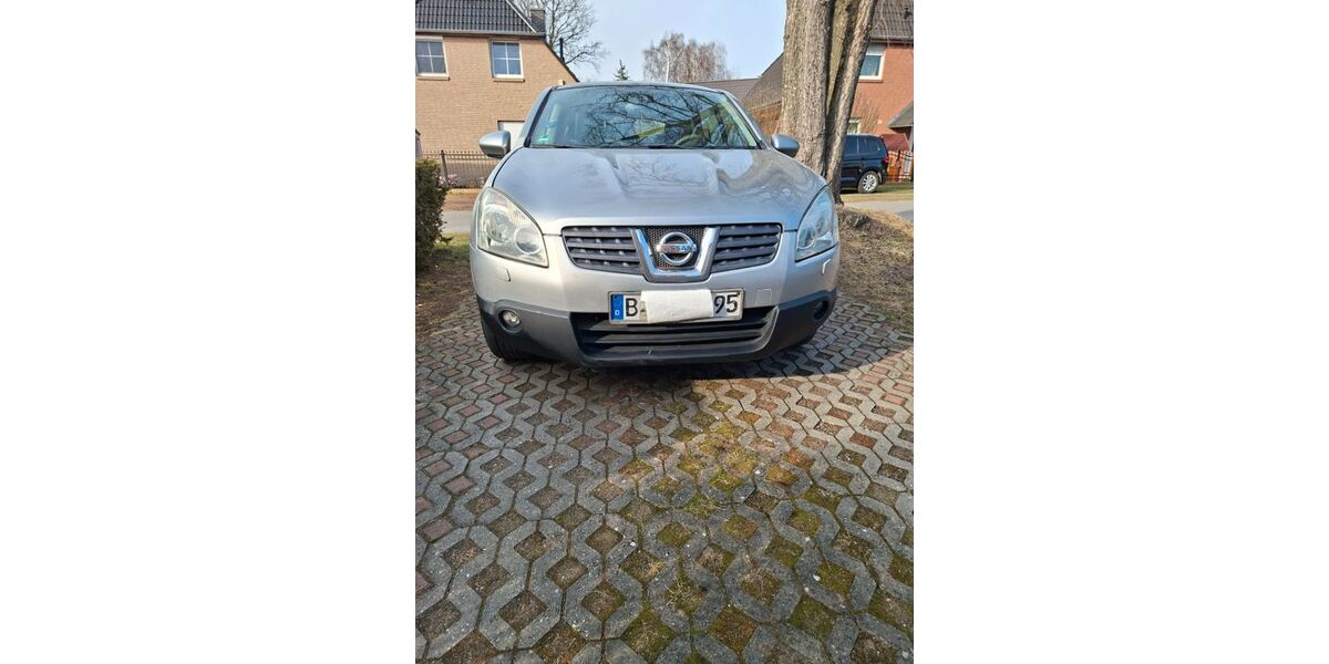 Nissan Qashqai 204.000 km 4.500 &euro; Berlin 13129
