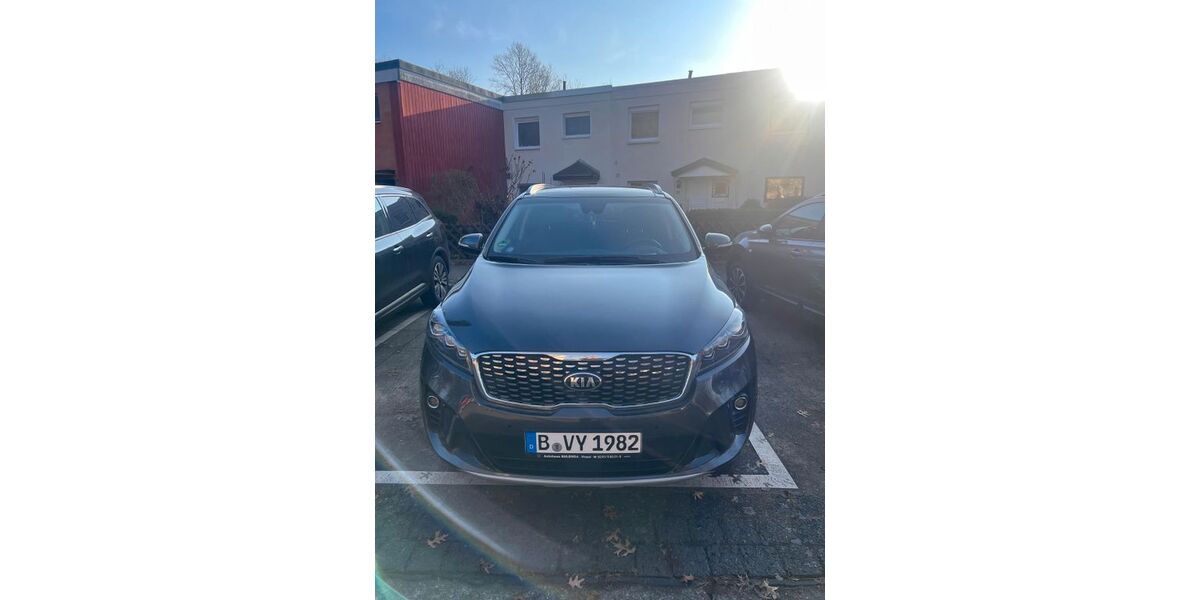 Kia Sorento 94.000 km 3.000 &euro; Berlin 12207