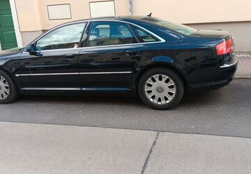 Audi A8 177.000 km 9.300 &euro; Potsdam 14467