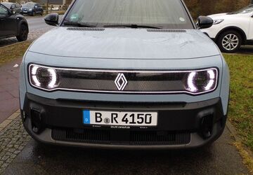 Renault R 4 2.100 km 34.100 &euro; Berlin 13125