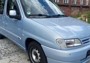Citroen Berlingo 198.000 km 2.300 &euro; Berlin 12109