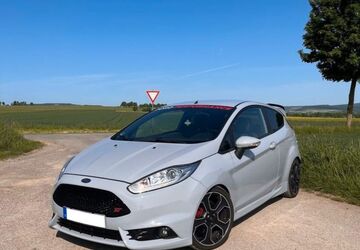 Ford Fiesta 122.000 km 11.900 &euro; Potsdam 14480