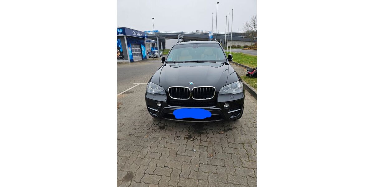 BMW X5 160.500 km 16.200 &euro; Berlin 12627