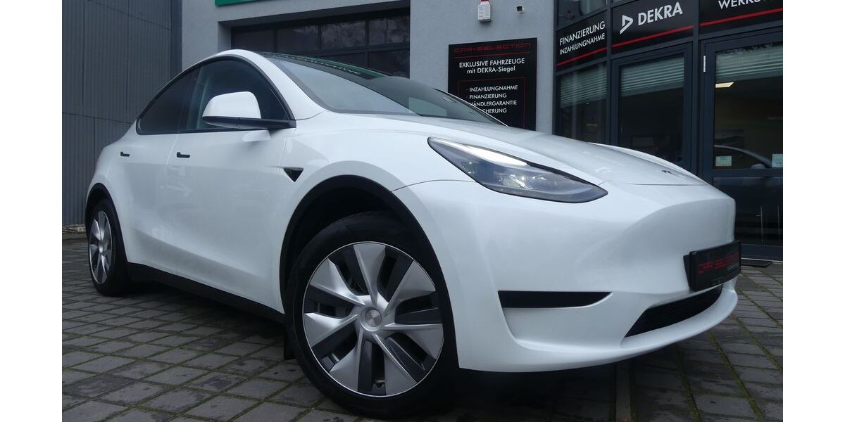 Tesla Model Y 17.765 km 33.800 &euro; Berlin 13156
