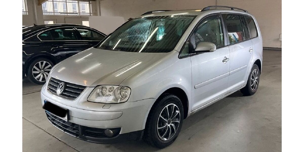 VW Touran 250.000 km 3.499 &euro; Berlin 13405