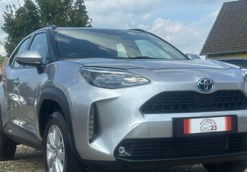 Toyota Yaris Cross 22.200 km 22.599 &euro; Trebbin 14959