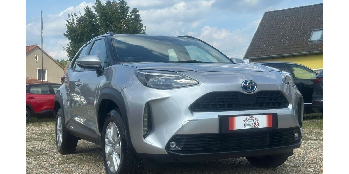 Toyota Yaris Cross 22.200 km 22.599 &euro; Trebbin 14959