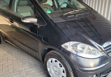 Mercedes-Benz A 170 113.745 km 2.990 &euro; Berlin 12277