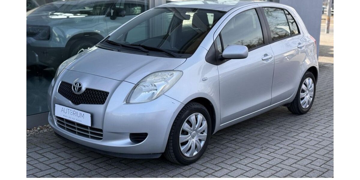 Toyota Yaris 129.000 km 3.480 &euro; Berlin 13127