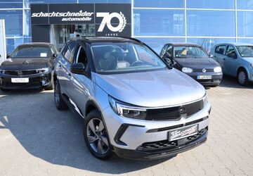 Opel Grandland (X) 23.578 km 23.690 &euro; Potsdam 14482