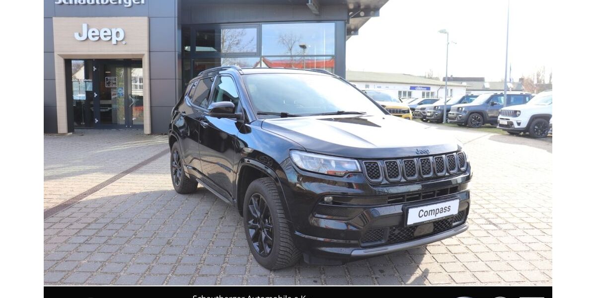 Jeep Compass 68.000 km 28.475 &euro; Potsdam 14482