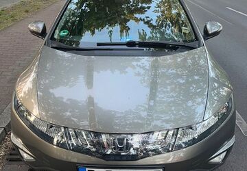 Honda Civic 93.700 km 4.950 &euro; Berlin 14129