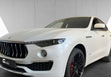Maserati Levante 52.356 km 54.350 &euro; Berlin 10587