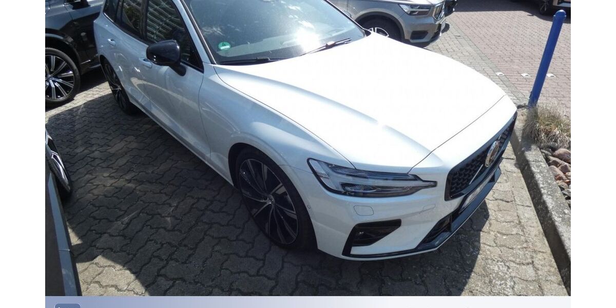 Volvo V60 7.000 km 51.990 &euro; Berlin Tegel 13509
