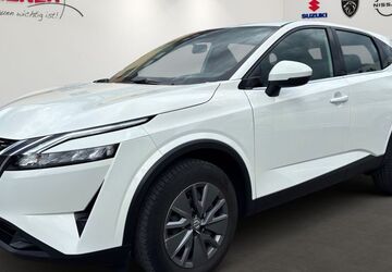Nissan Qashqai 38.401 km 17.890 &euro; Potsdam 14482