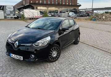 Renault Clio 91.478 km 3.000 &euro; Berlin 12459