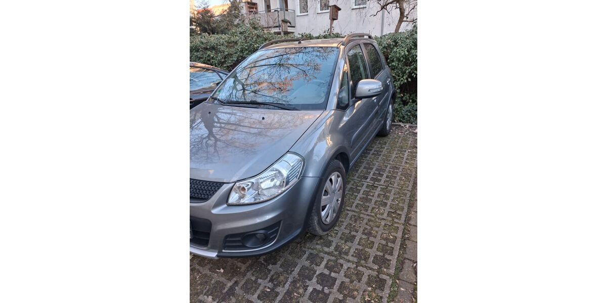 Suzuki SX4 78.241 km 7.650 &euro; Berlin 10625