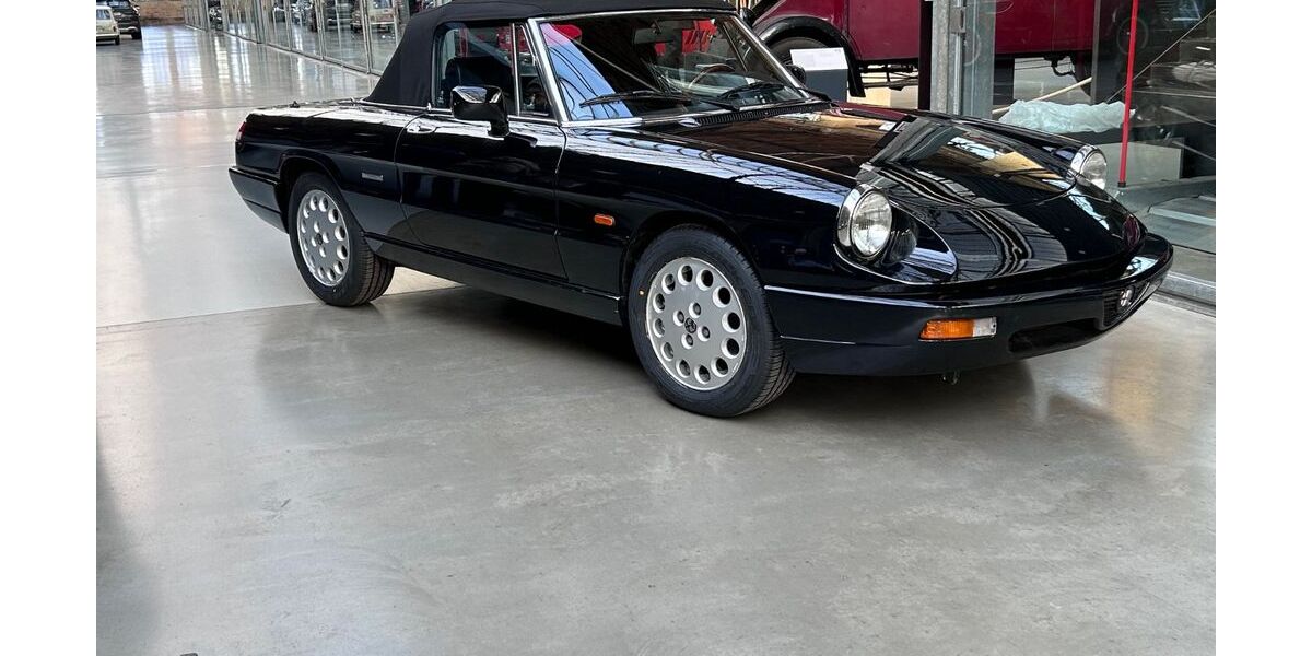 Alfa Romeo Spider 72.567 km 24.900 &euro; Berlin 10553
