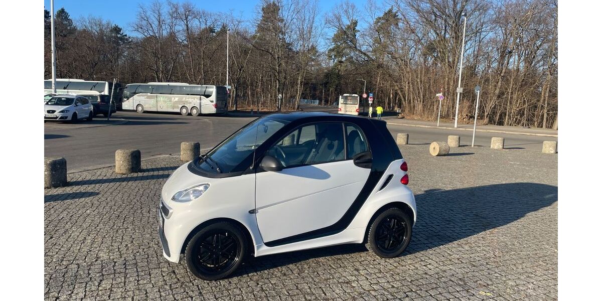 Smart ForTwo 145.800 km 4.600 &euro; Berlin 10585