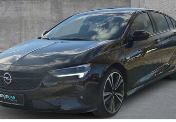 Opel Insignia 70.268 km 21.990 &euro; Berlin 13158