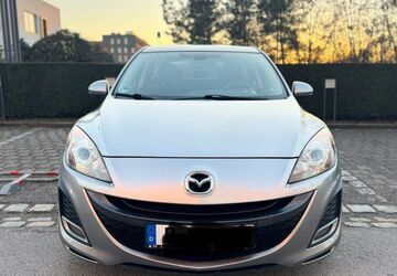 Mazda 3 23.000 km 8.350 &euro; Berlin 12105