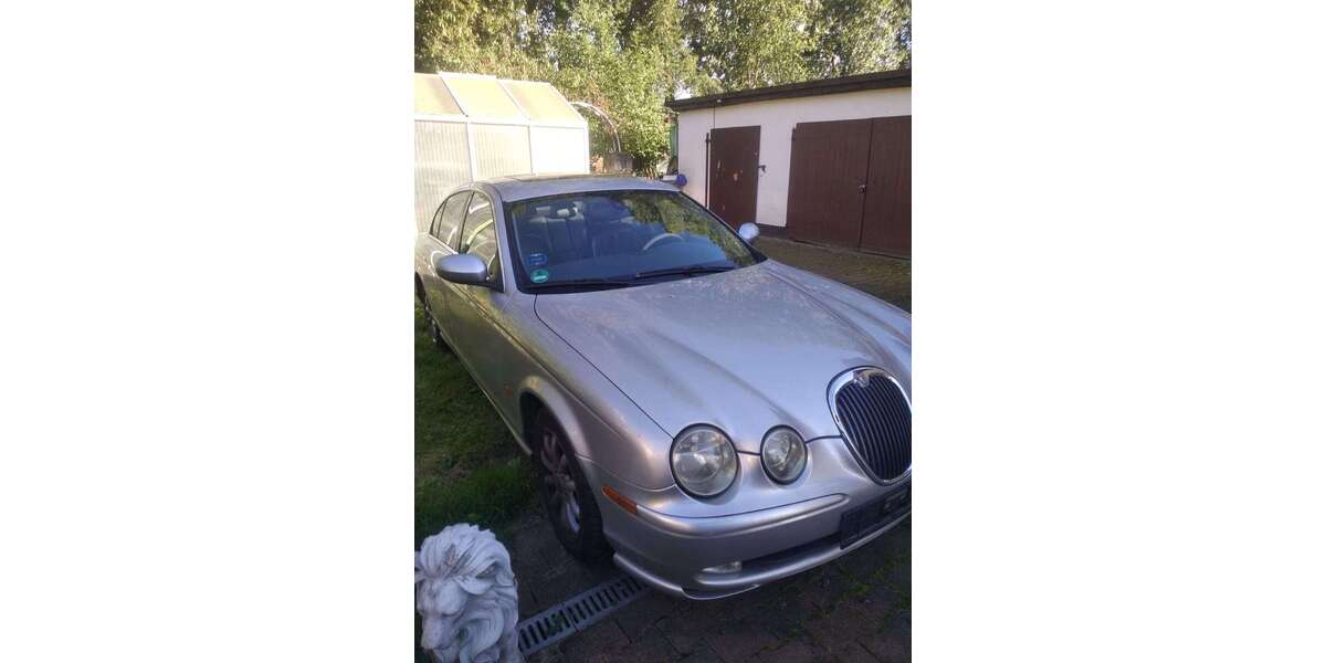 Jaguar S-Type 265.340 km 1.200 &euro; Berlin 13189
