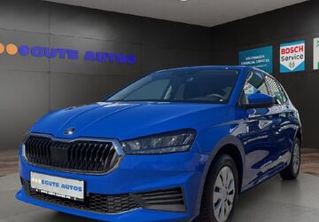 Skoda Fabia 27.171 km 11.990 &euro; Potsdam 14469