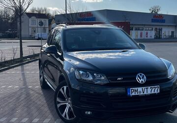 VW Touareg 208.000 km 17.000 &euro; Werder 14542