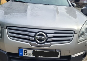 Nissan Qashqai 220.500 km 9.450 &euro; Berlin 10178