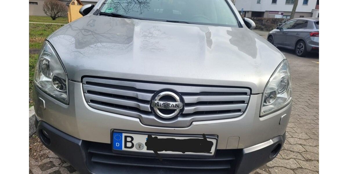 Nissan Qashqai 220.500 km 9.450 &euro; Berlin 10178