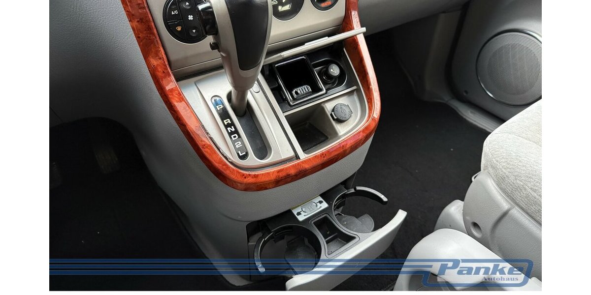 Kia Carnival 2.9 CRDi EX Aut.*6Sitz*Export*Pano*SHZ* 208.364 km 3.780 &euro; Berlin 13187