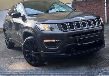 Jeep Compass 118.275 km 11.990 &euro; Berlin - Pankow 13187