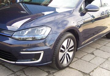 VW Golf 29.000 km 8.925 &euro; Berlin 12277