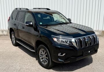 Toyota Land Cruiser 64.993 km 49.999 &euro; Berlin 13055