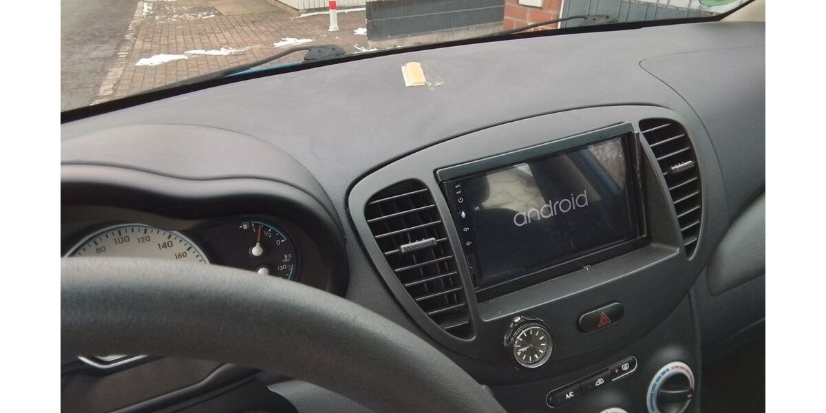 Hyundai i10 54.100 km 4.700 &euro; Berlin 13591