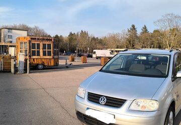 VW Touran 346.000 km 2.600 &euro; Berlin 12049