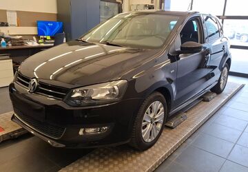 VW Polo 82.150 km 7.200 &euro; Michendorf 14552