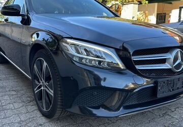 Mercedes-Benz C 300 119.000 km 17.900 &euro; Berlin 13403