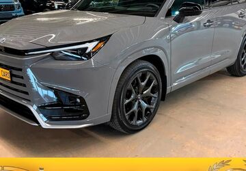 Lexus Andere 1.982 km 108.999 &euro; Berlin 10785