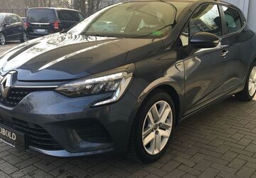 Renault Clio 16.893 km 16.980 &euro; Berlin 10315