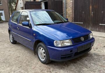 VW Polo 128.000 km 3.000 &euro; Berlin 12105