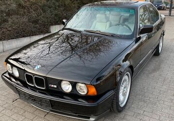 BMW M5 175.118 km 34.999 &euro; Berlin 13581