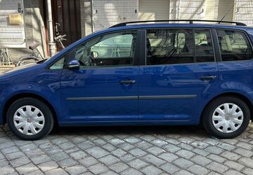 VW Touran 270.000 km 5.000 &euro; Berlin 10551