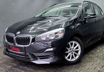 BMW 220 Active Tourer 92.000 km 16.490 &euro; Berlin 12279