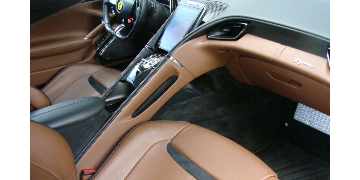 Ferrari Roma V8 Grigio Silverstone Carbon MagneRide LED JB 16.901 km 209.980 &euro; Falkensee 14612
