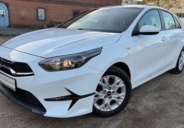 Kia ceed / Ceed 62.000 km 13.990 &euro; Berlin 13585