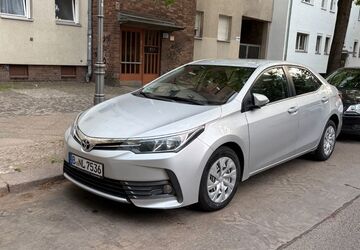 Toyota Corolla 171.455 km 12.800 &euro; Berlin 13509